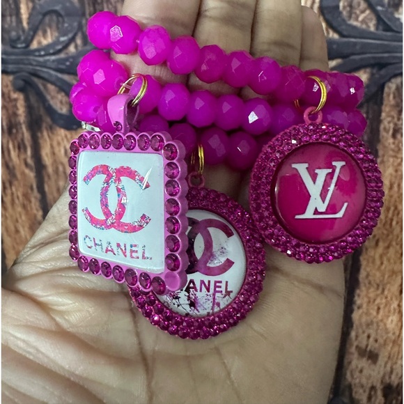 Bracelets - Picture 2 of 2